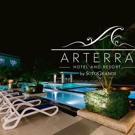 Arterra Hotel And Resort Lapu-Lapu City Buitenkant foto