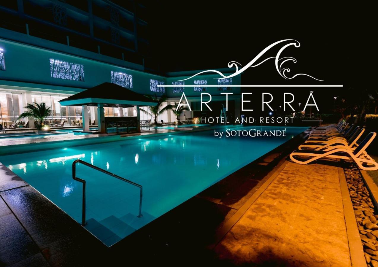 Arterra Hotel And Resort Lapu-Lapu City Buitenkant foto