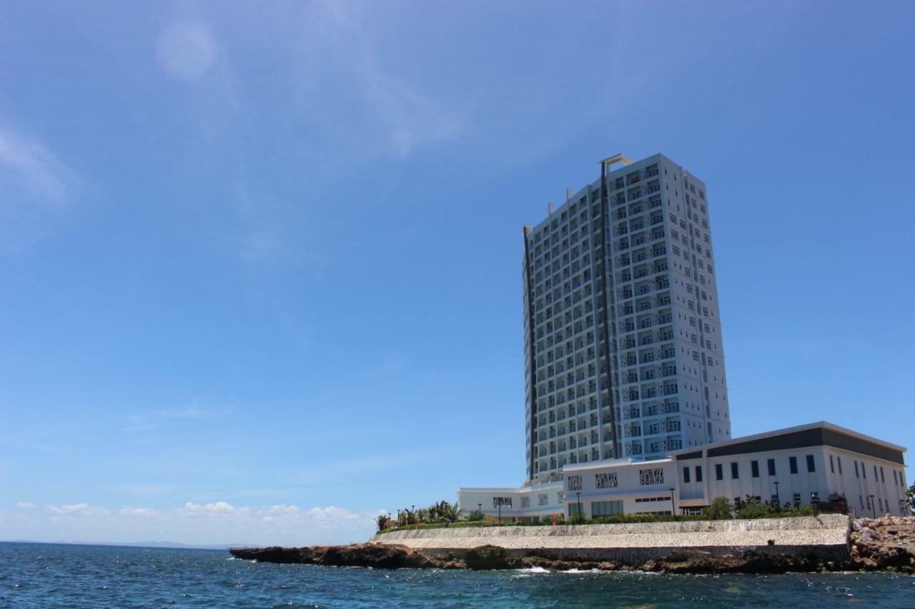 Arterra Hotel And Resort Lapu-Lapu City Buitenkant foto