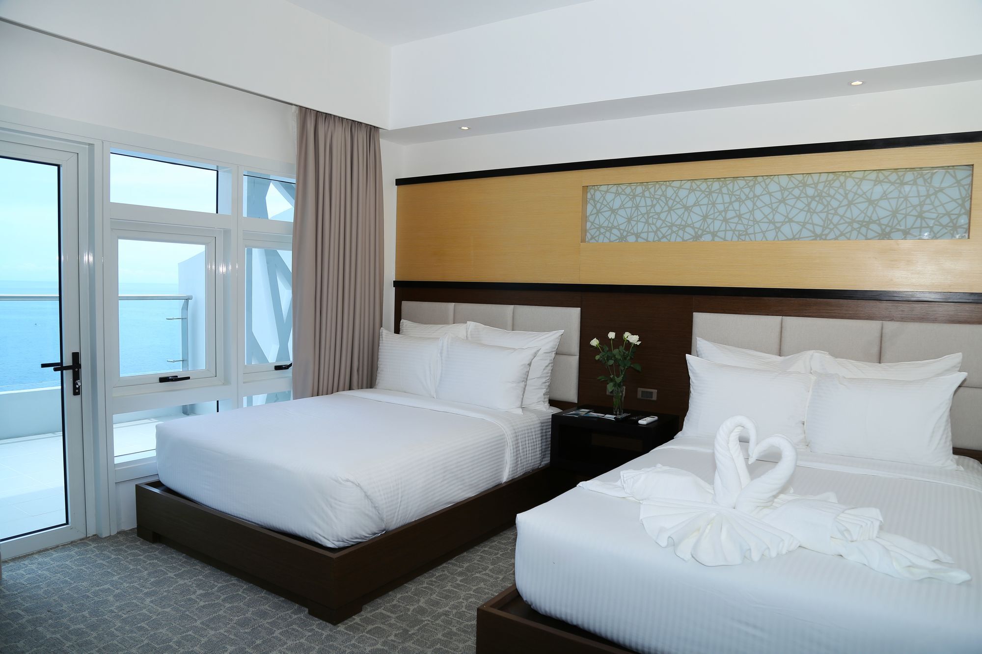 Arterra Hotel And Resort Lapu-Lapu City Buitenkant foto